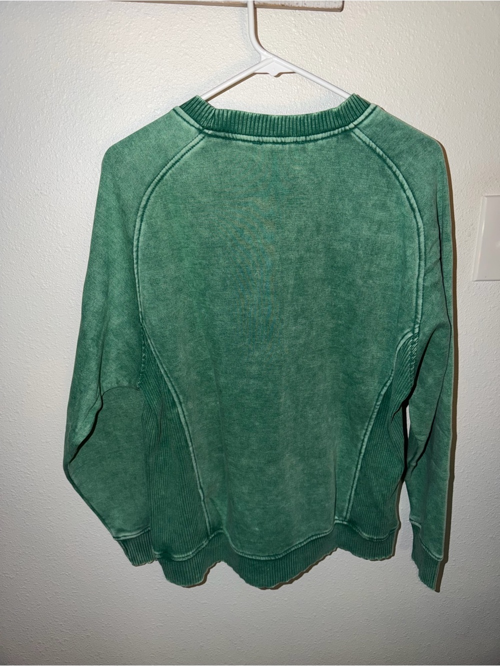 Zenana Outfitters Crewneck Pullover Sweatshirt NWOT - Picture 5 of 7